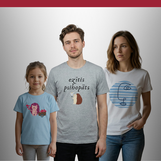 Meitene, vīrietis un sieviete valkā T-kreklus ar apdrukām