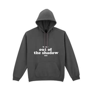 Atvara “Out of the Shadow Era” hūdijs